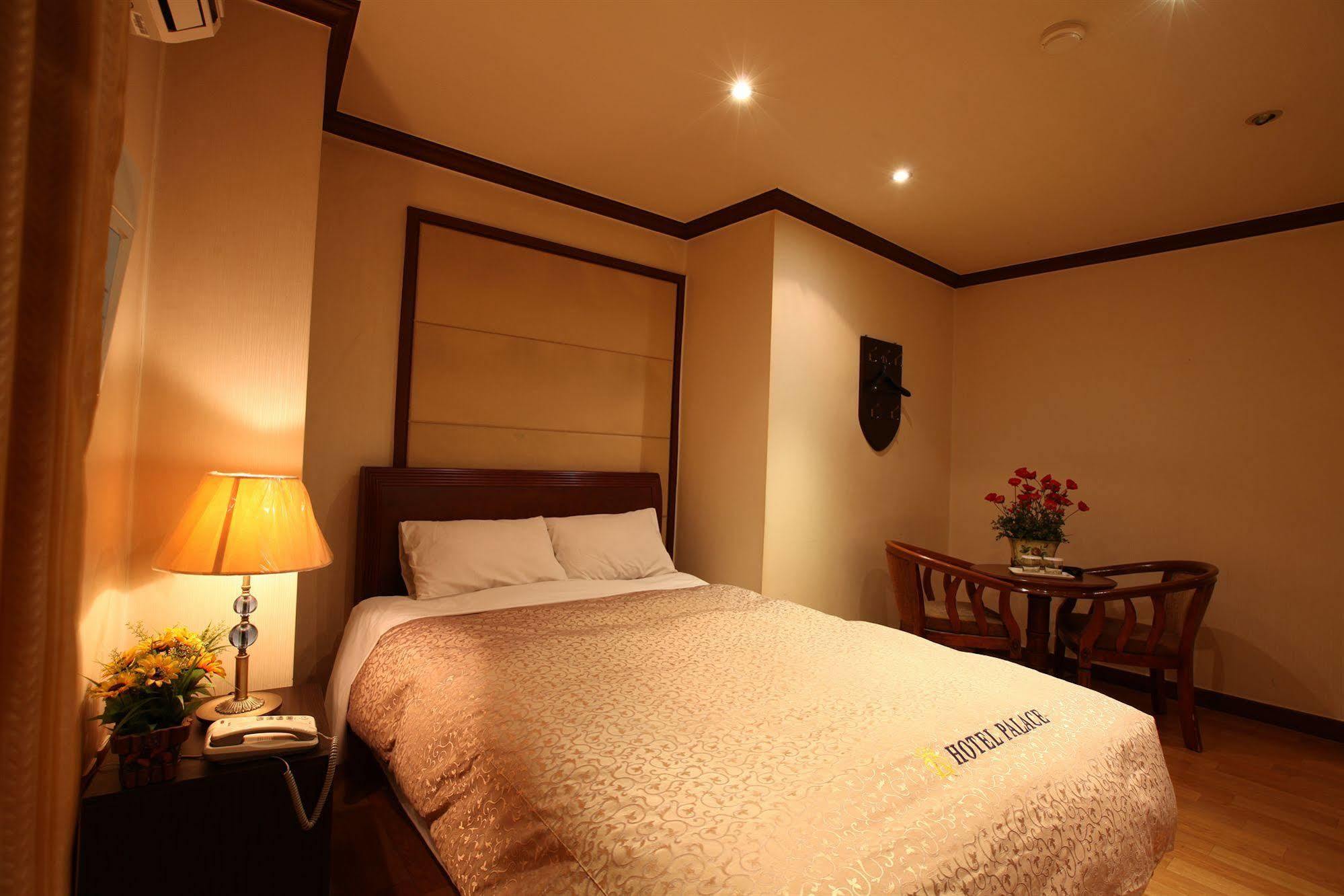 Namdaemun Palace Hotel Seoul Exterior foto