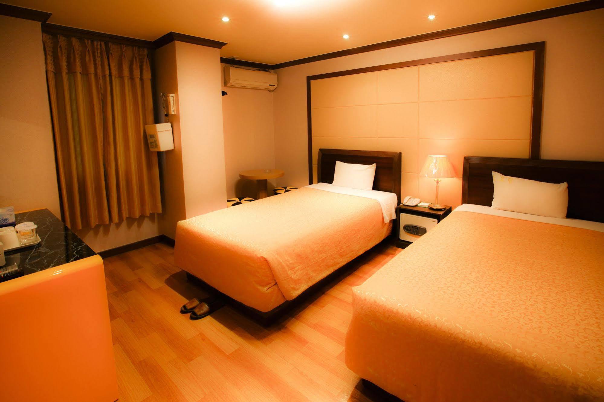 Namdaemun Palace Hotel Seoul Exterior foto