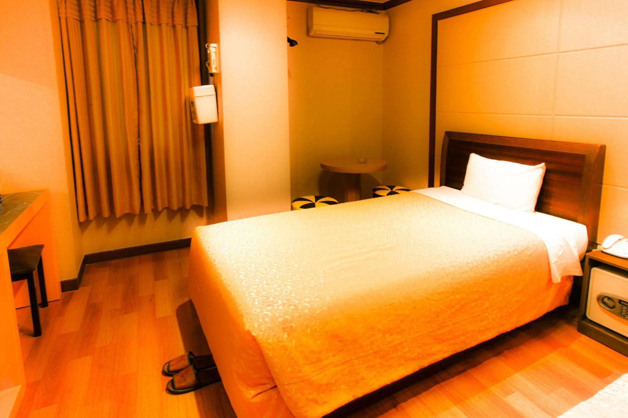 Namdaemun Palace Hotel Seoul Exterior foto