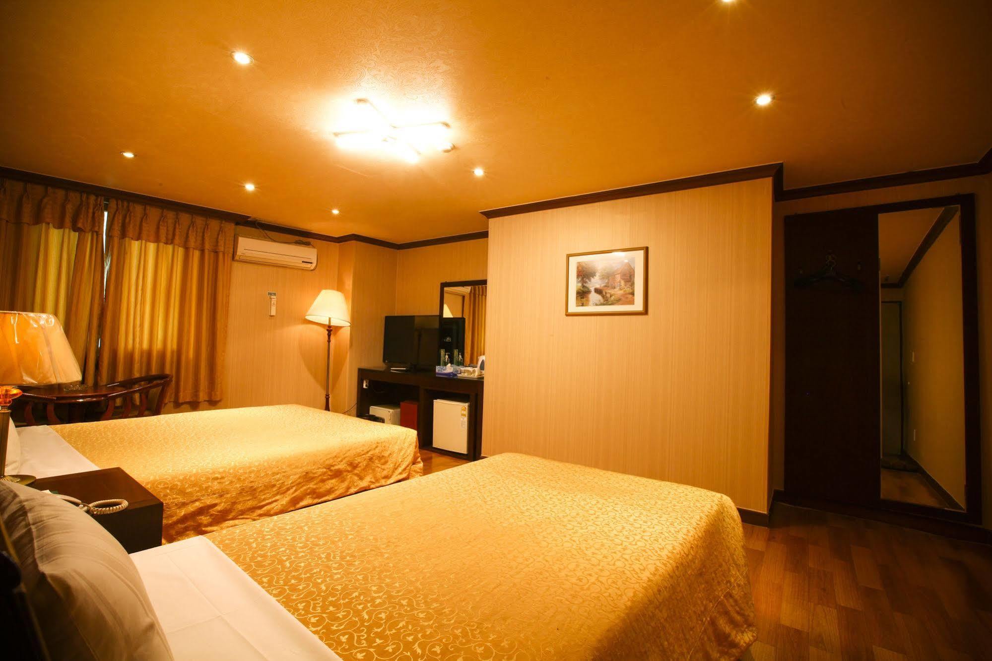 Namdaemun Palace Hotel Seoul Exterior foto